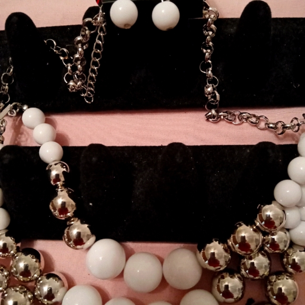 Paparazzi jewelry set